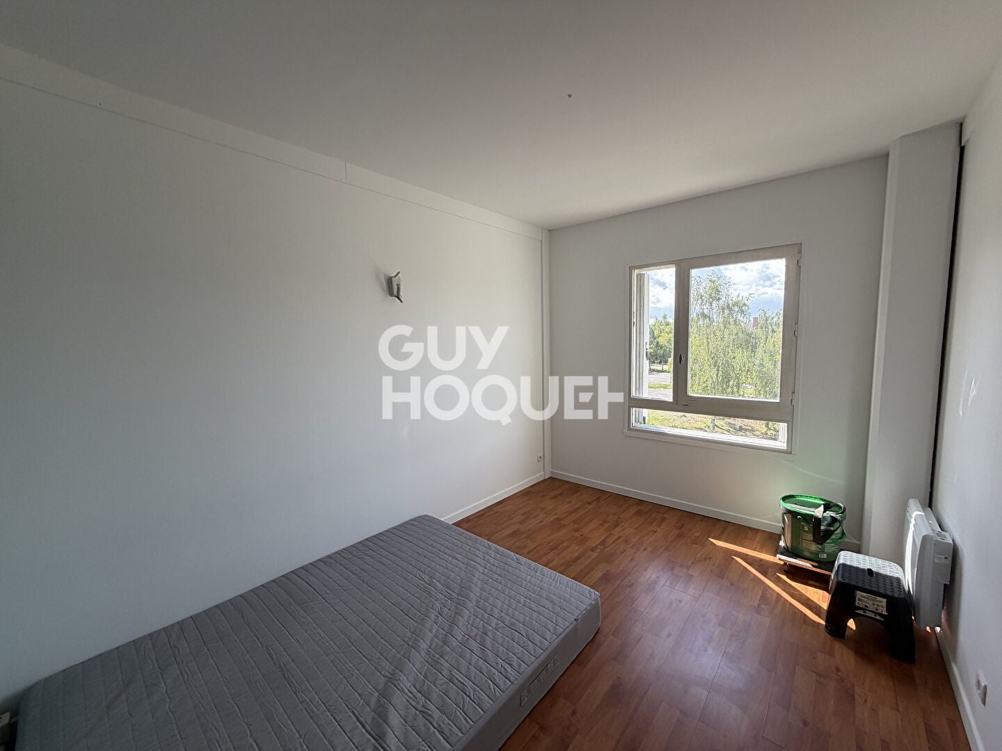 Flat Voie Les Cottages in Val-de-Reuil