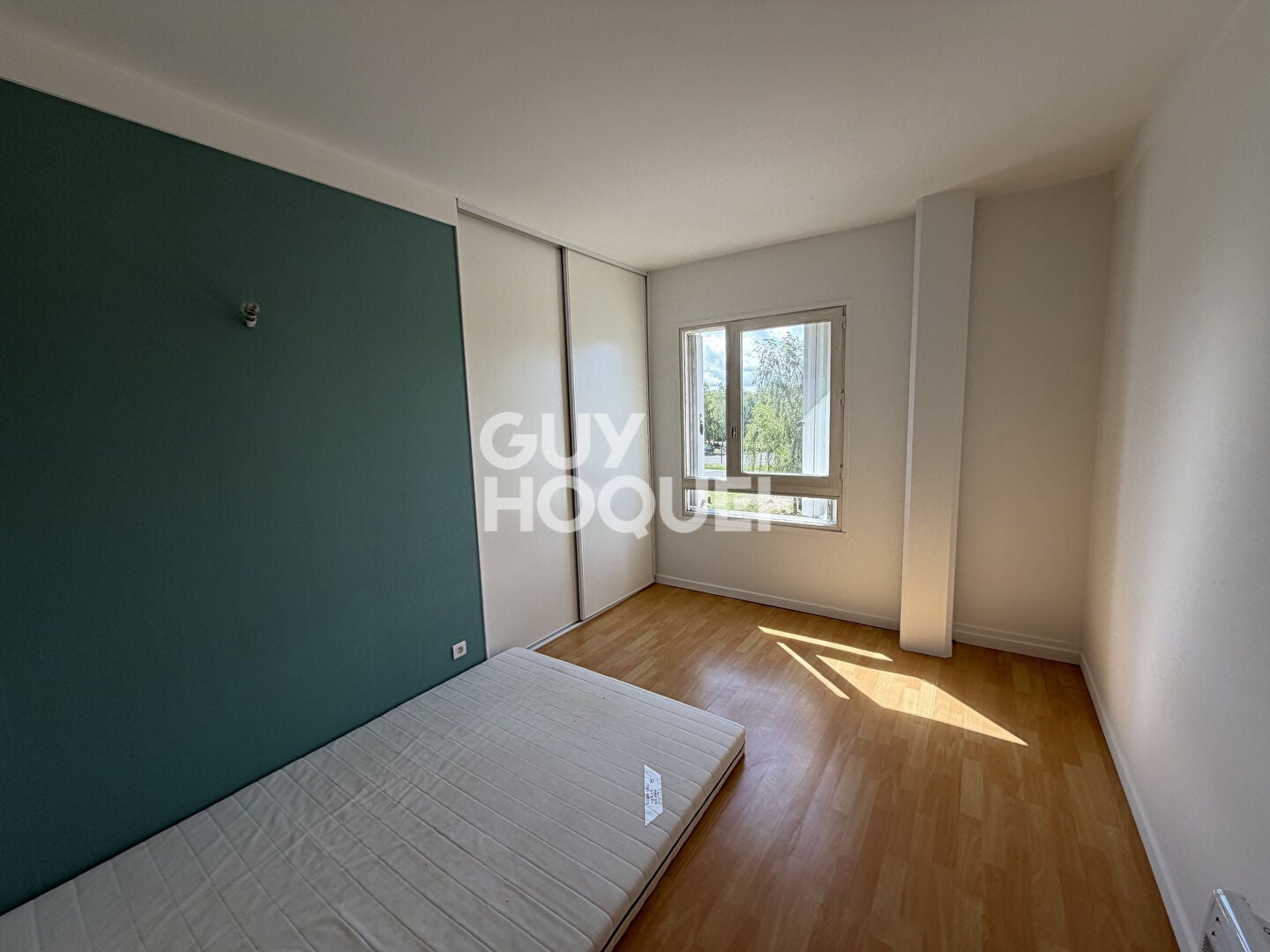 Flat Voie Les Cottages in Val-de-Reuil