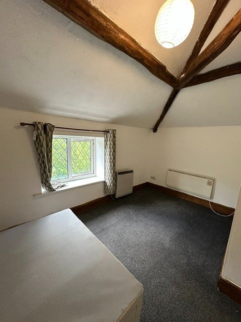 Flat Llanrhydd Road in Ruthin