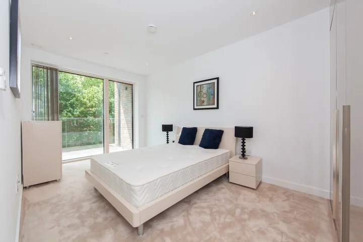 Flat Victory Place in Greater London