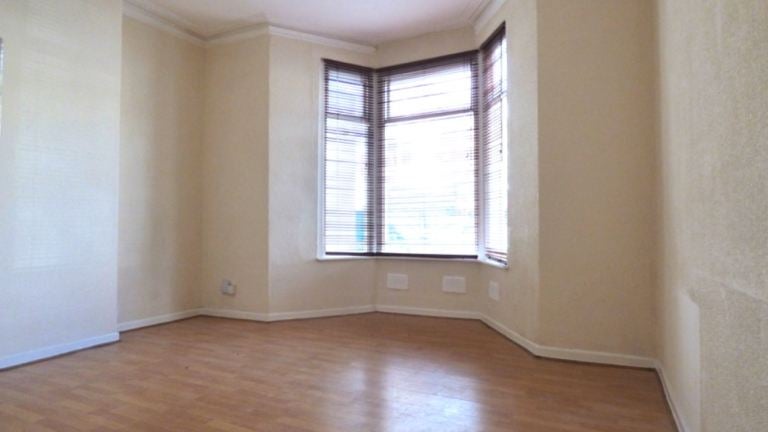 Flat Northcote Street in Cardiff