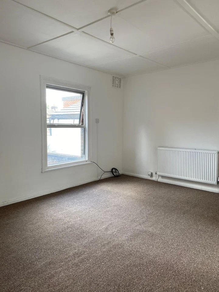 Flat Dunstable Road in Luton