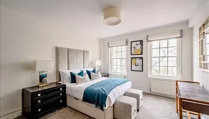 Flat Fulham Road in Greater London