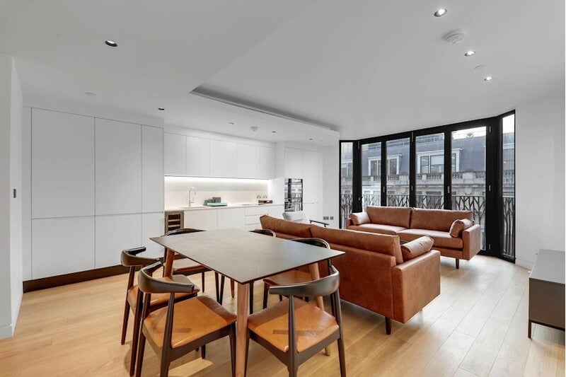 Flat Great Portland Street in City of Westminster