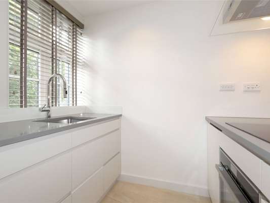 Flat Astey's Row in Greater London