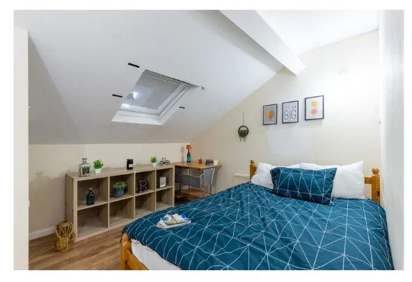 House Garratt Terrace in Greater London