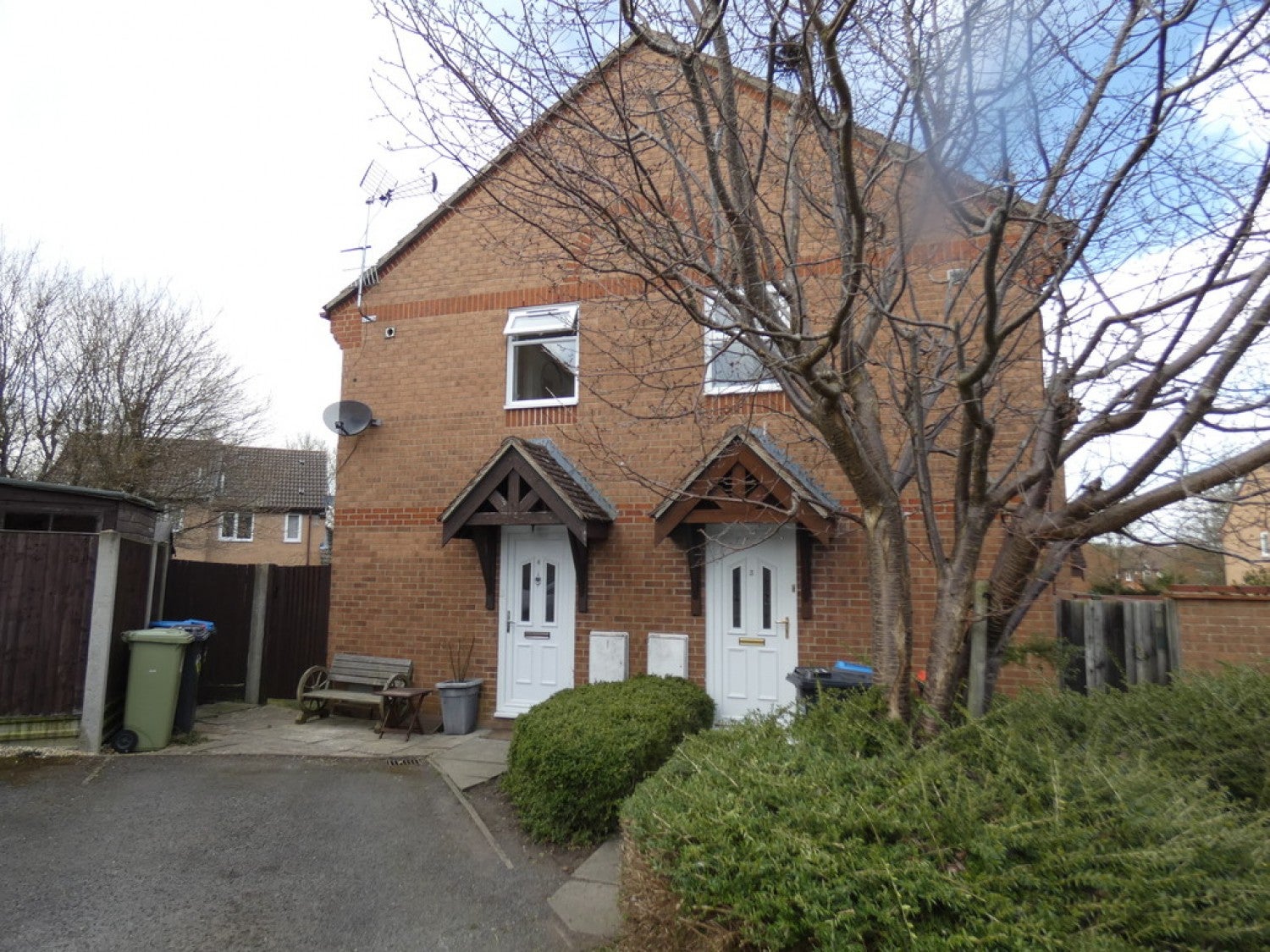 Flat Grosmont Close in Monmouth
