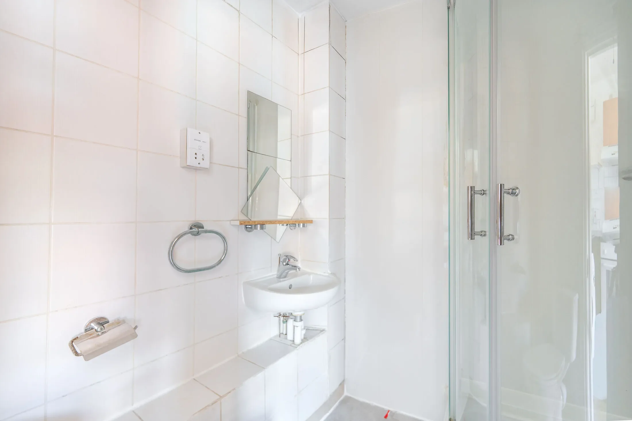 Flat Ellis Close in Greater London