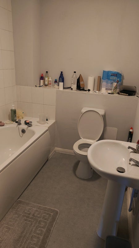 Room Whitley Mead in Harry Stoke