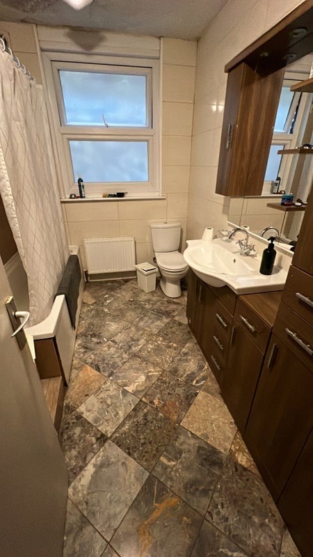 Room Godwin Road in Greater London