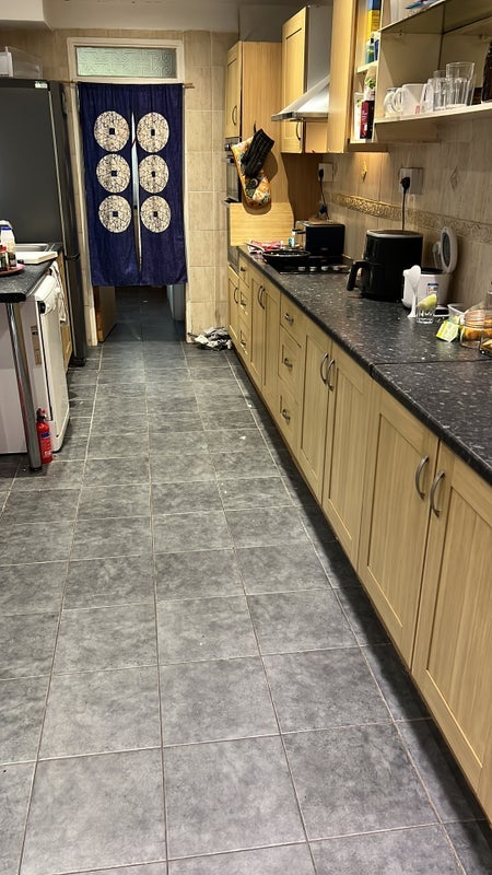Room Godwin Road in Greater London