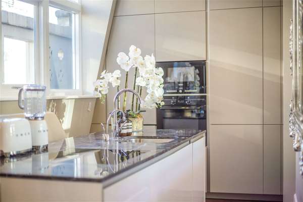 Flat Piccadilly in City of Westminster