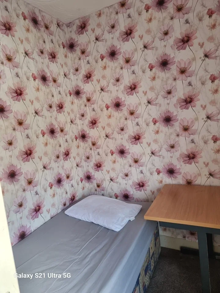 Room Rossall Street in Hartlepool
