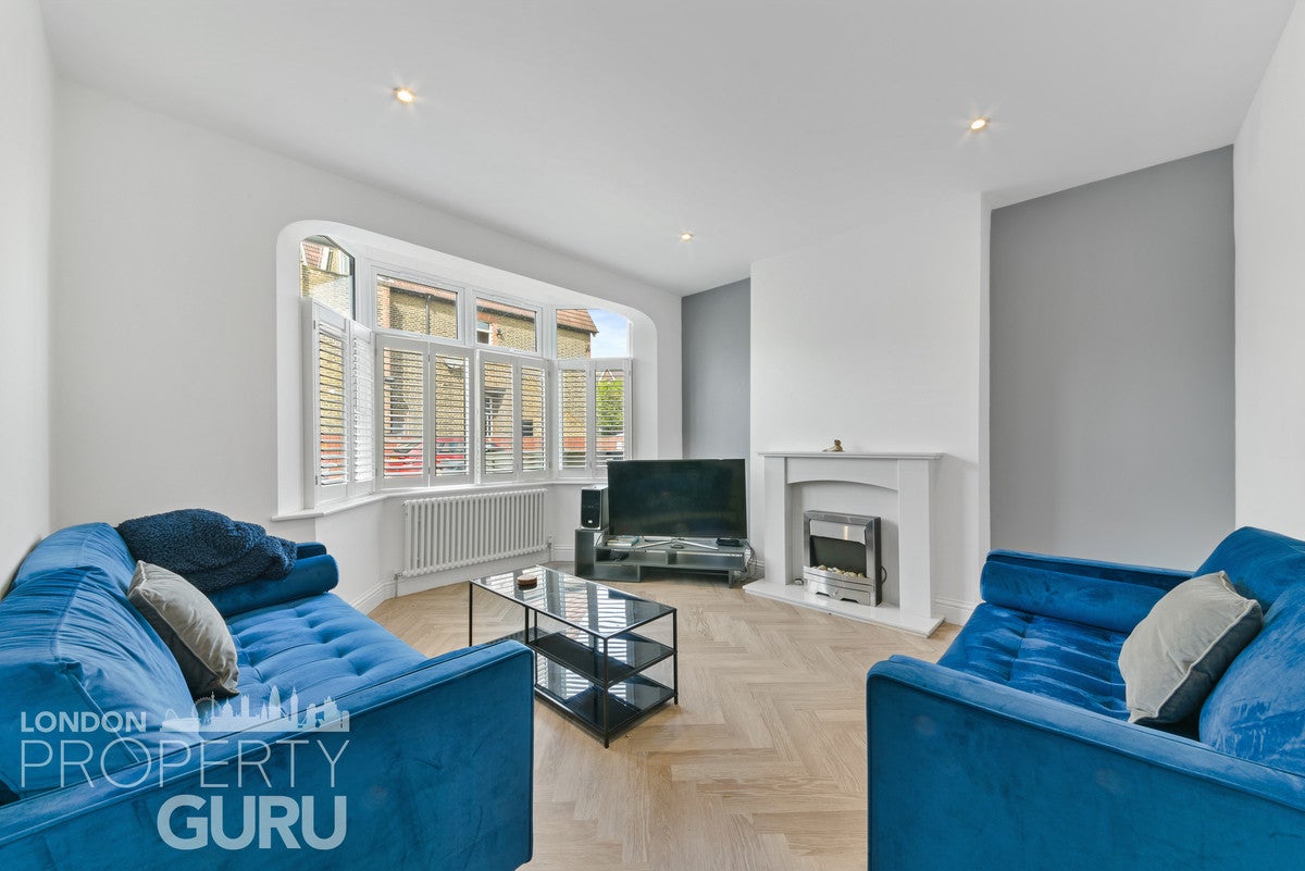 House Disraeli Road in Greater London