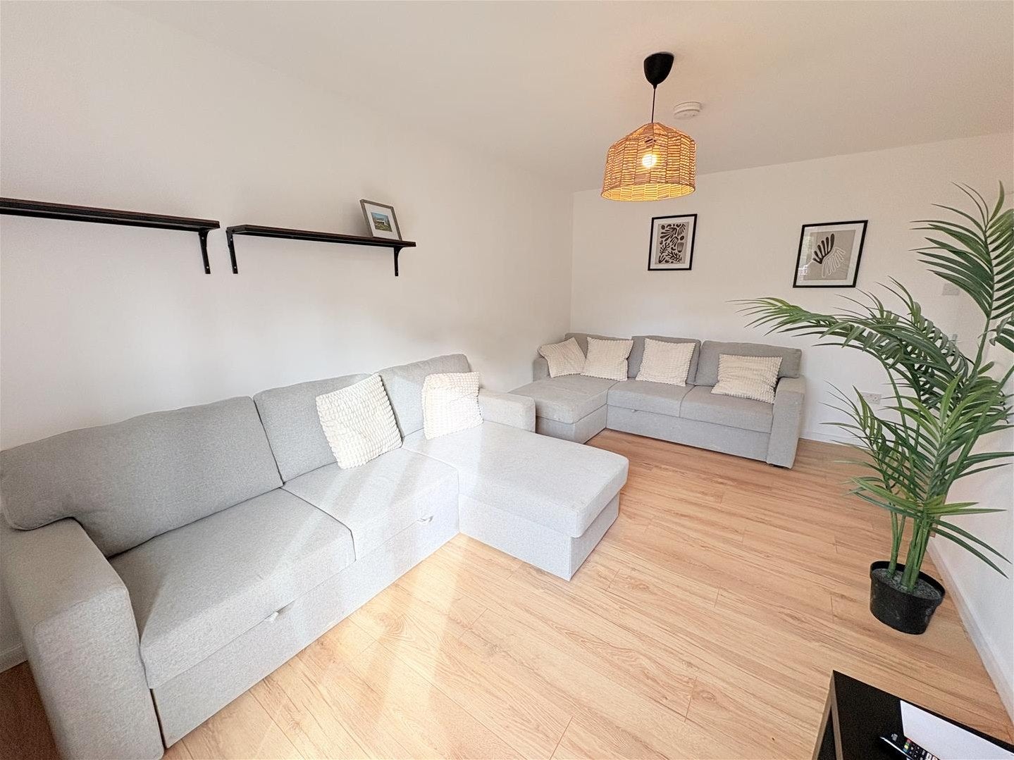 Flat Hilgrove Road in Greater London