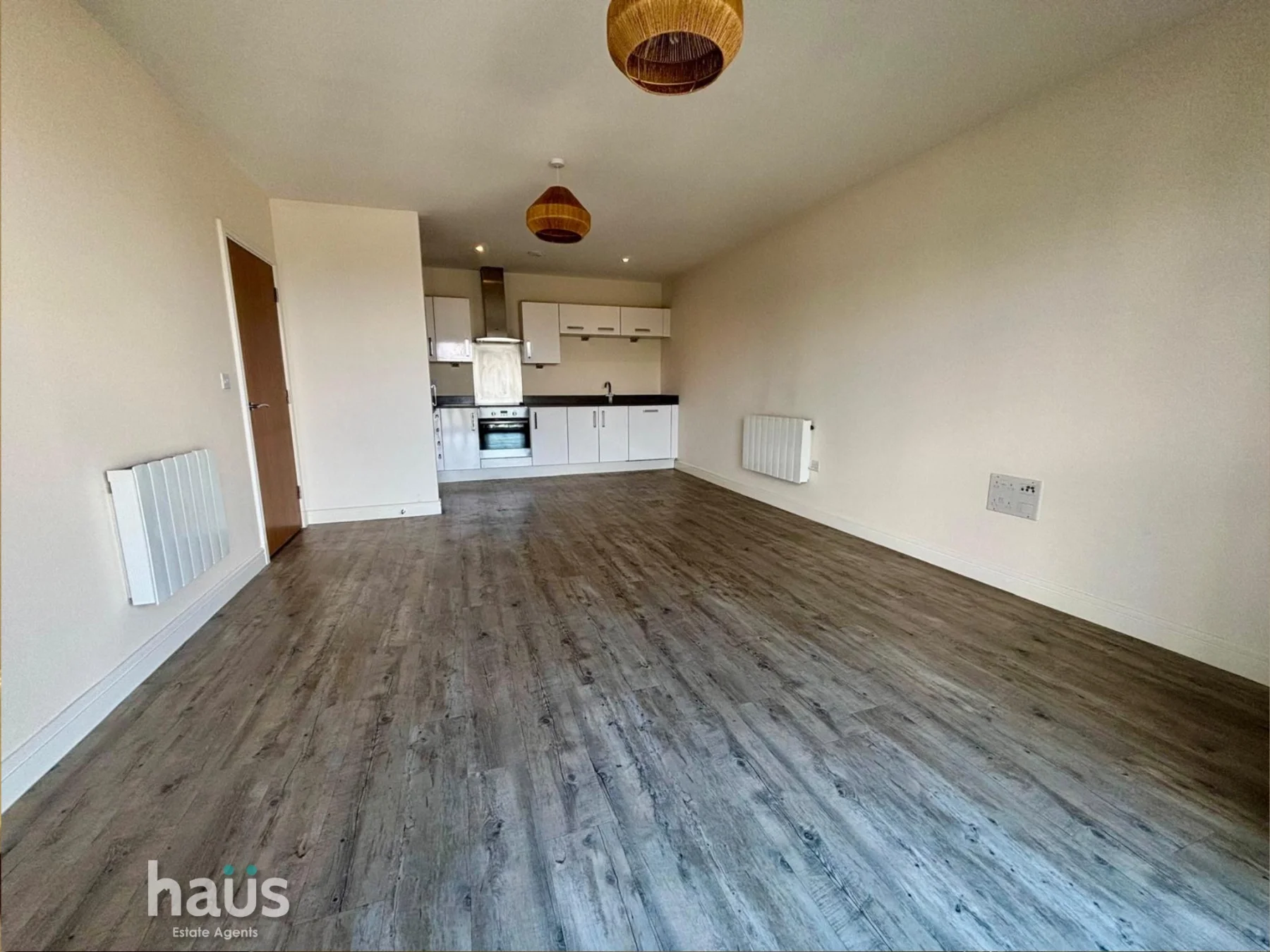 Flat Pearl Lane in Gillingham