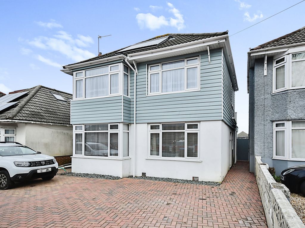 House Wallisdown Road in Bournemouth