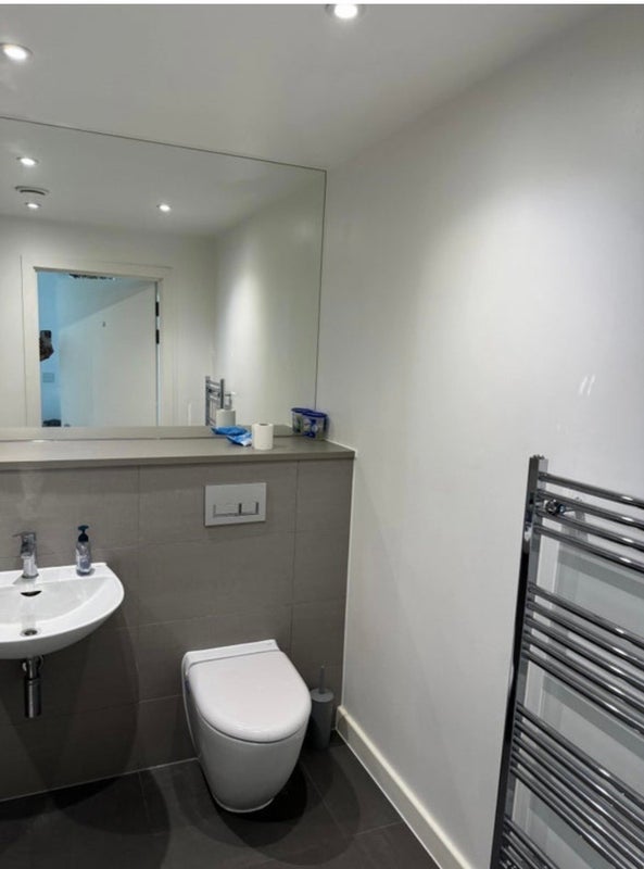 Flat PROW 87 in Greater London