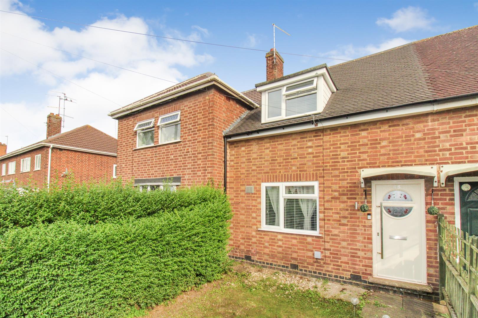 House Studfall Avenue in Corby