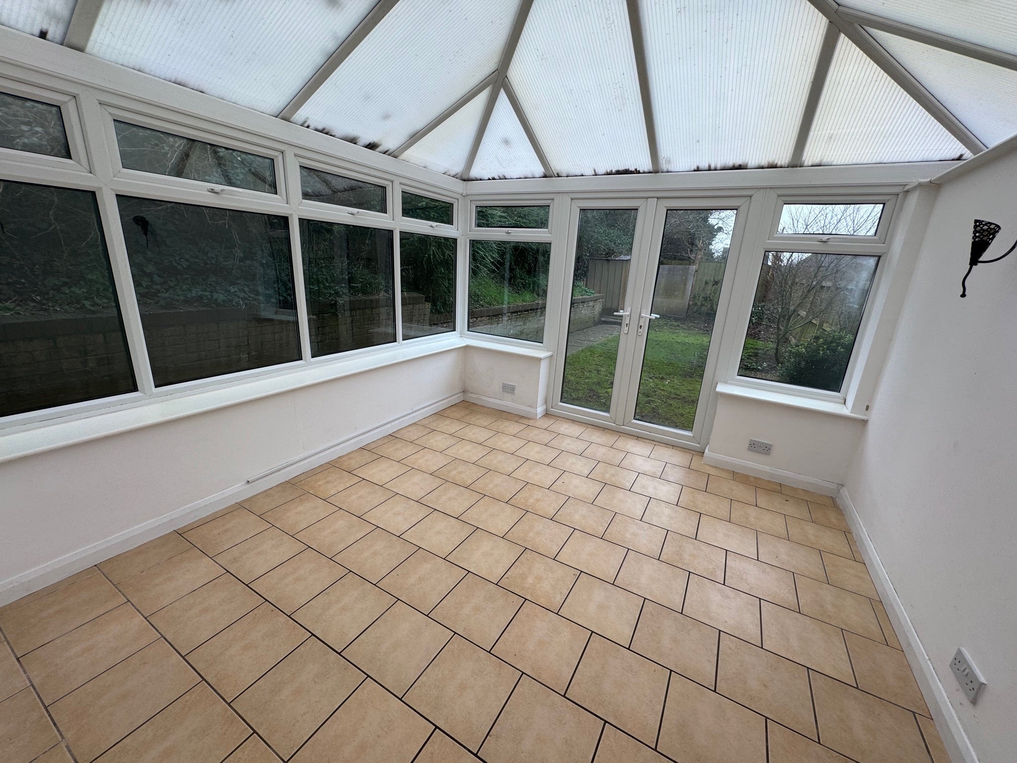 House Fulmar Close in Cardiff County
