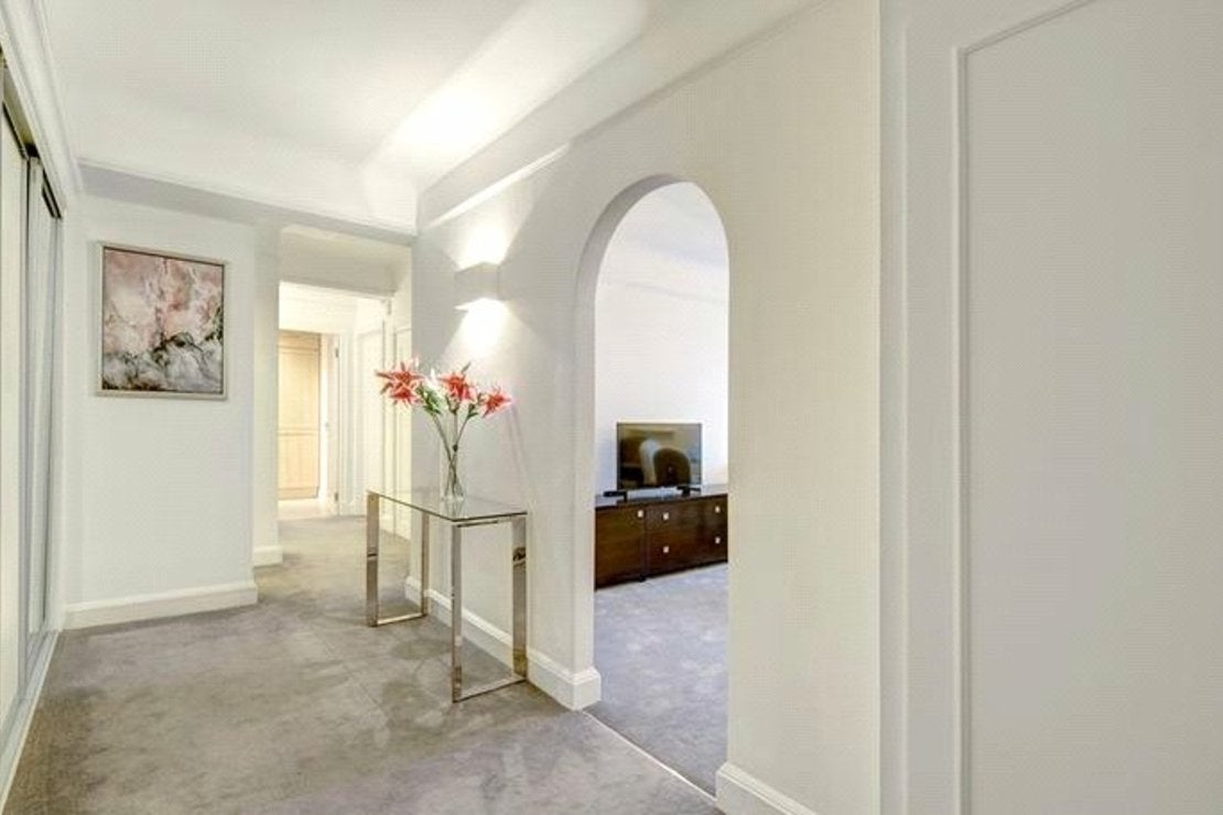 Flat Fulham Road in Greater London