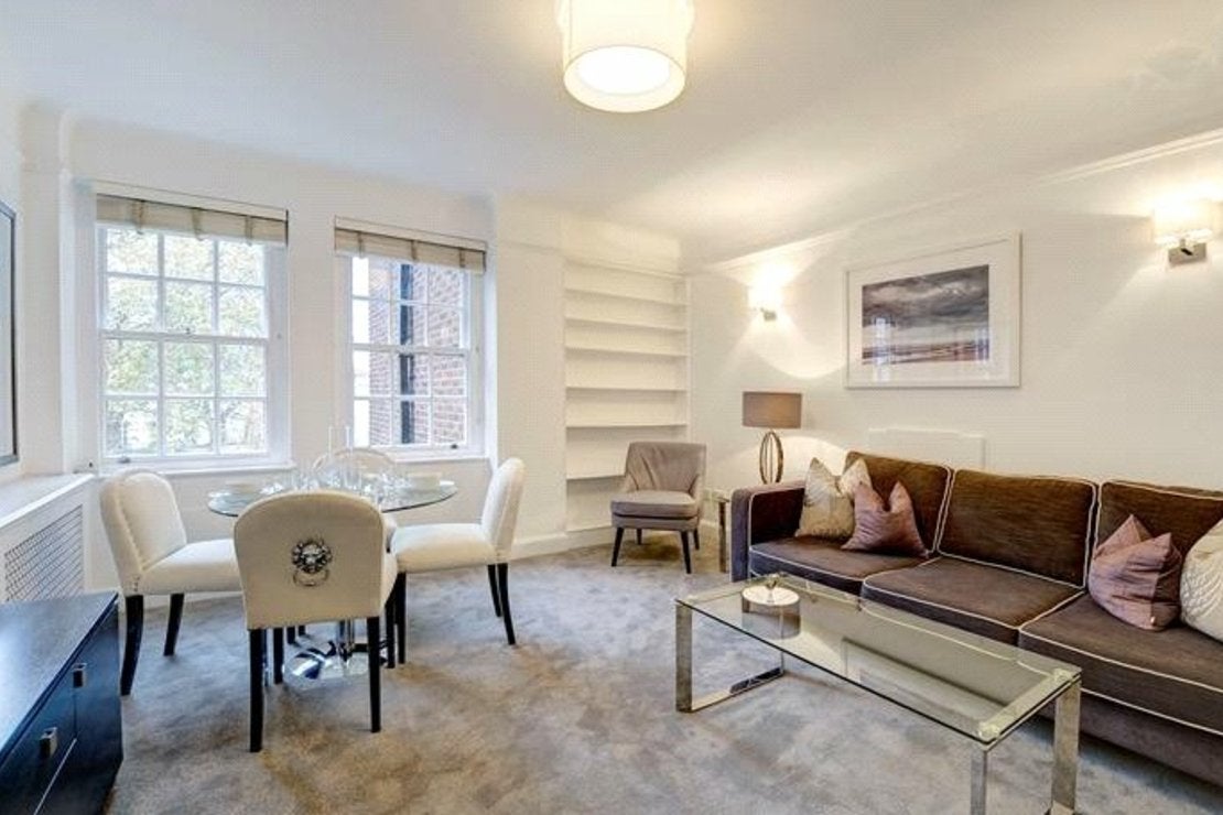 Flat Fulham Road in Greater London