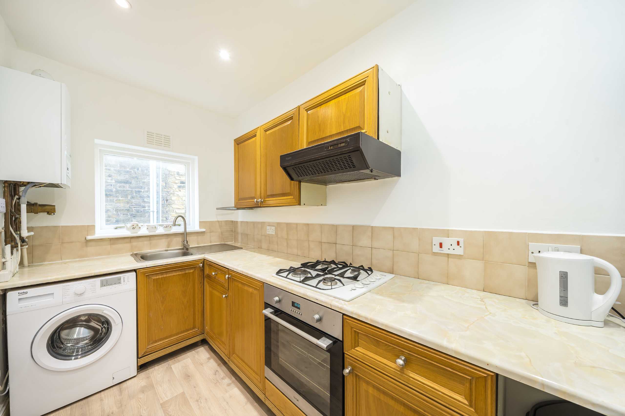 Flat Montrell Road in Greater London