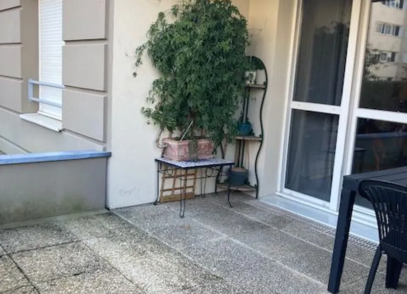 Flat Rue Neuve des Carmes in Limoges