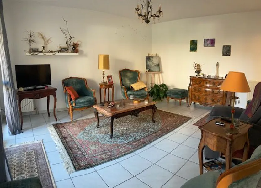 Flat Rue Neuve des Carmes in Limoges