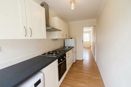 Flat Herne Road in Stevenage