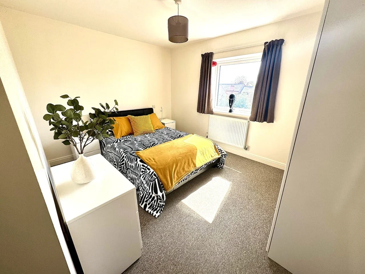 Flat Radcliffe Road in Rushcliffe