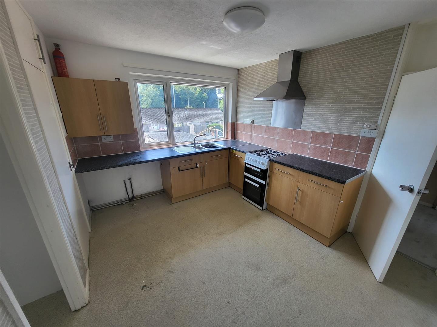Flat Elm Crescent in Bryntirion