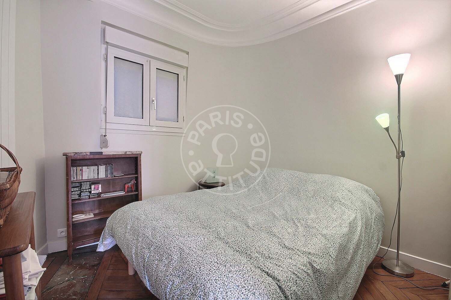 Appartement Rue des Halles à Paris