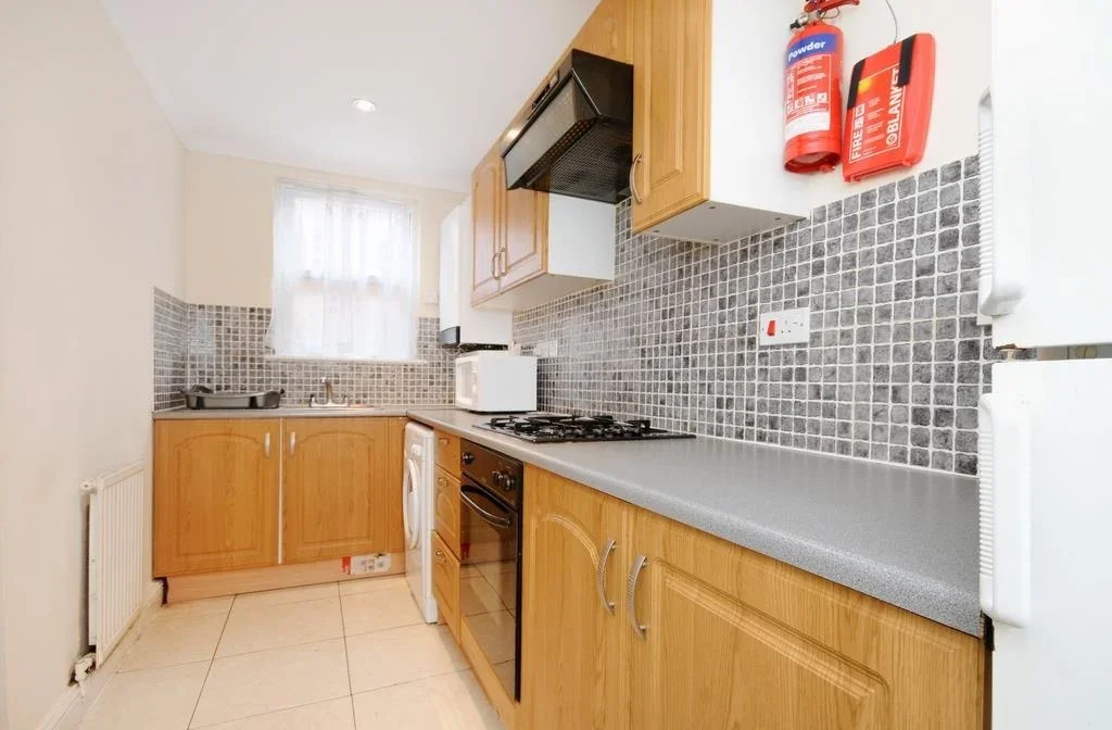 Flat Ladbroke Grove in Greater London