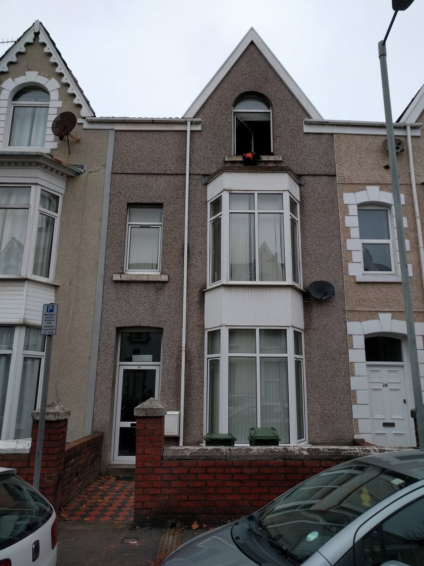 Flat Gwydr Crescent in Swansea