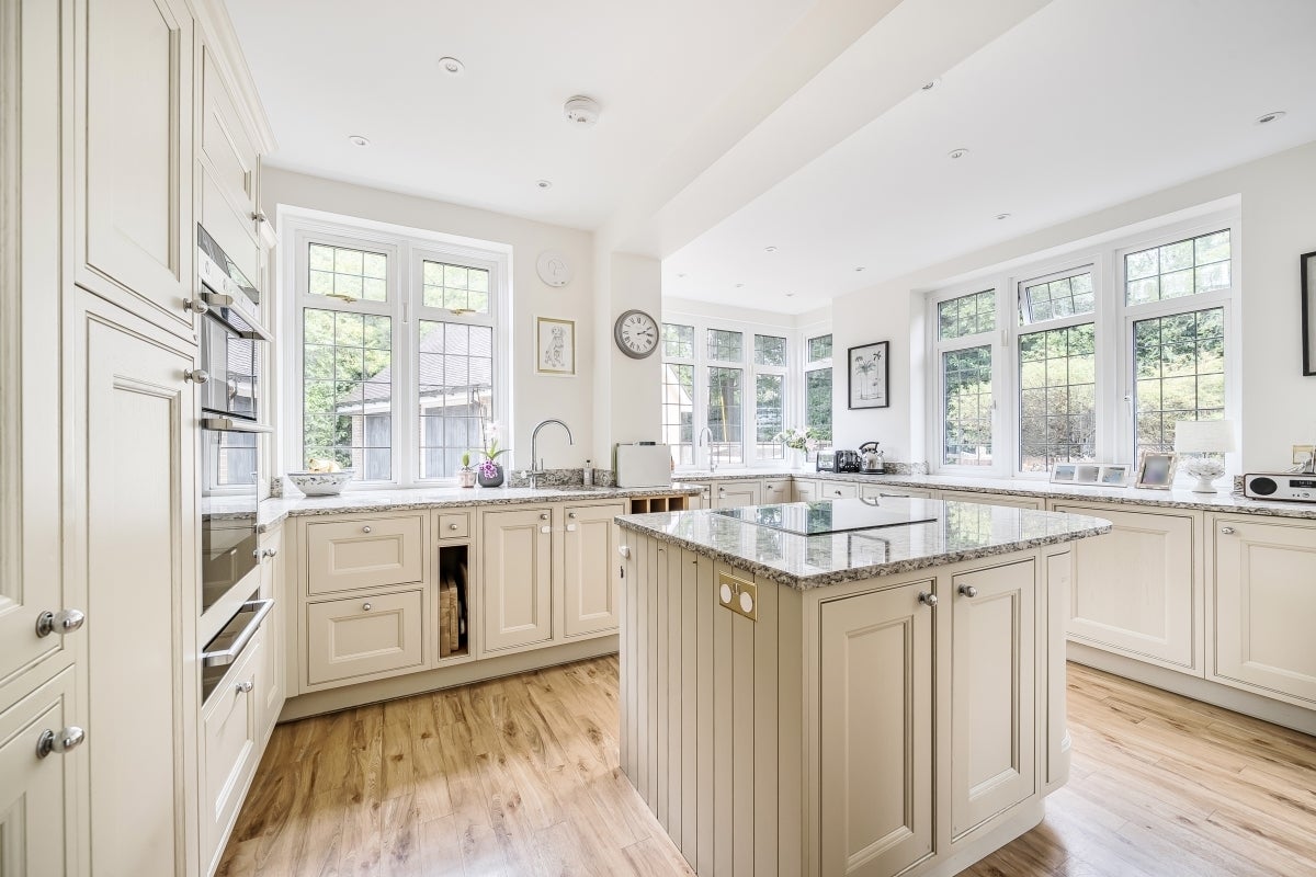House Best Beech Hill in Wealden