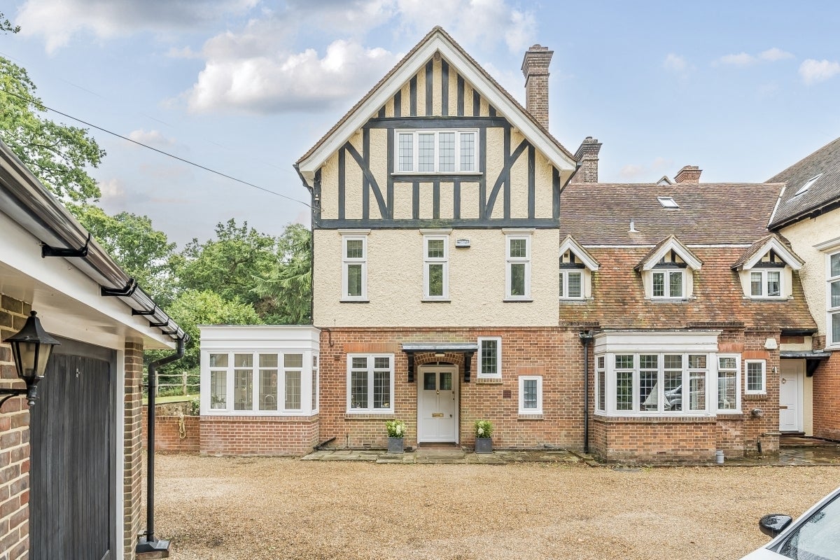 House Best Beech Hill in Wealden