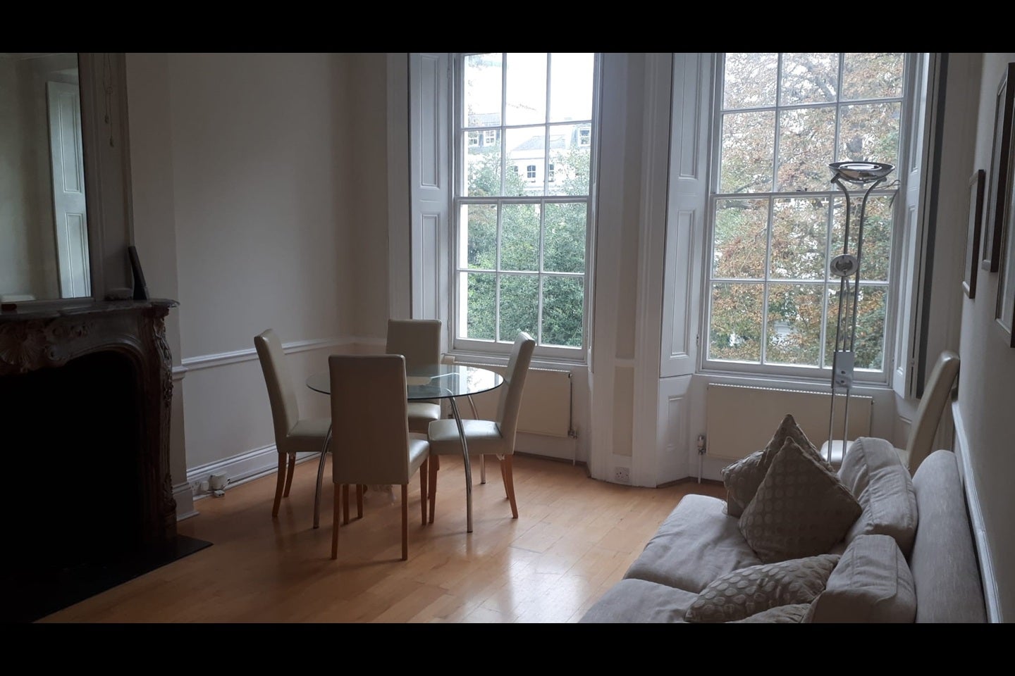 Flat Cornwall Gardens in Greater London