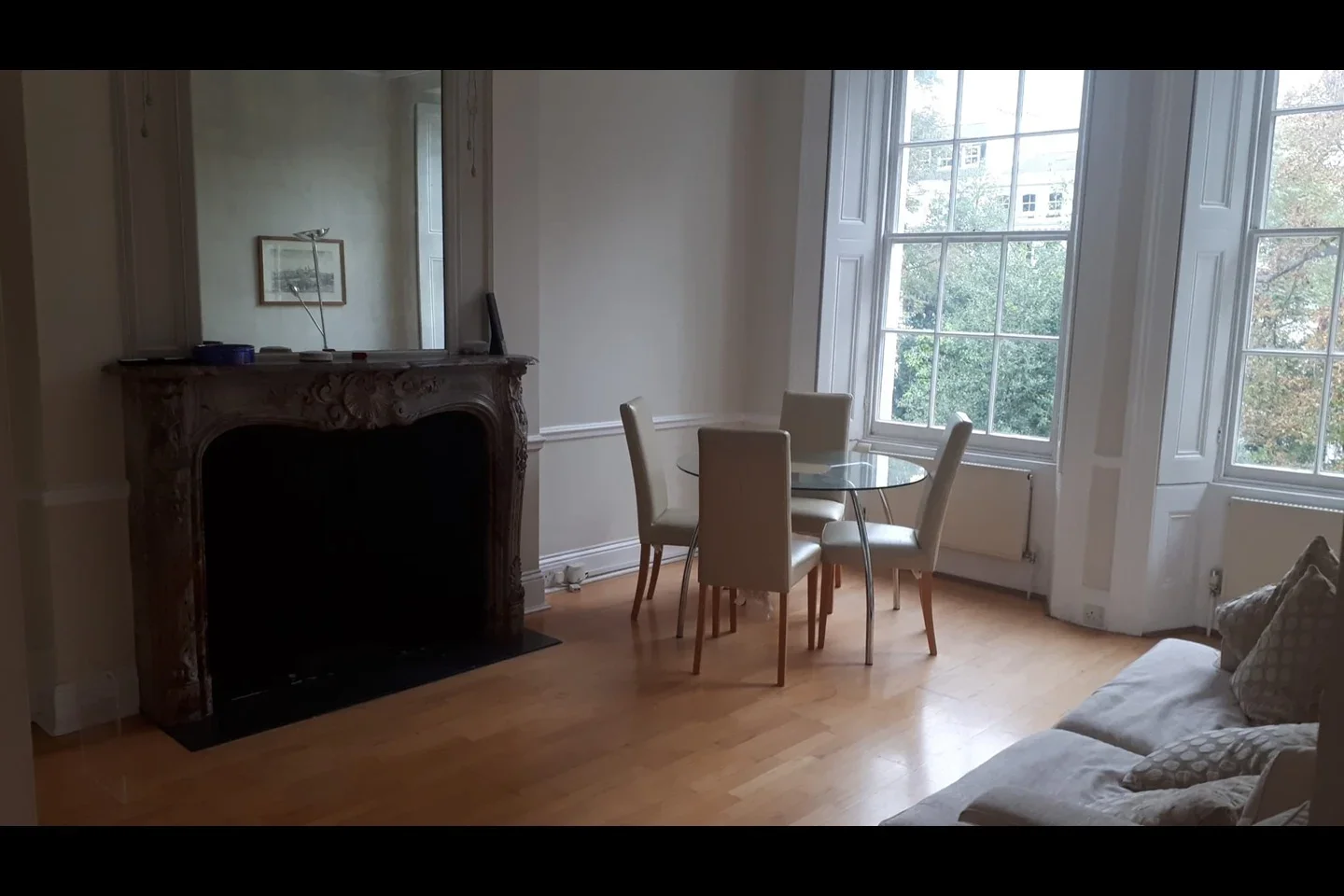 Flat Cornwall Gardens in Greater London