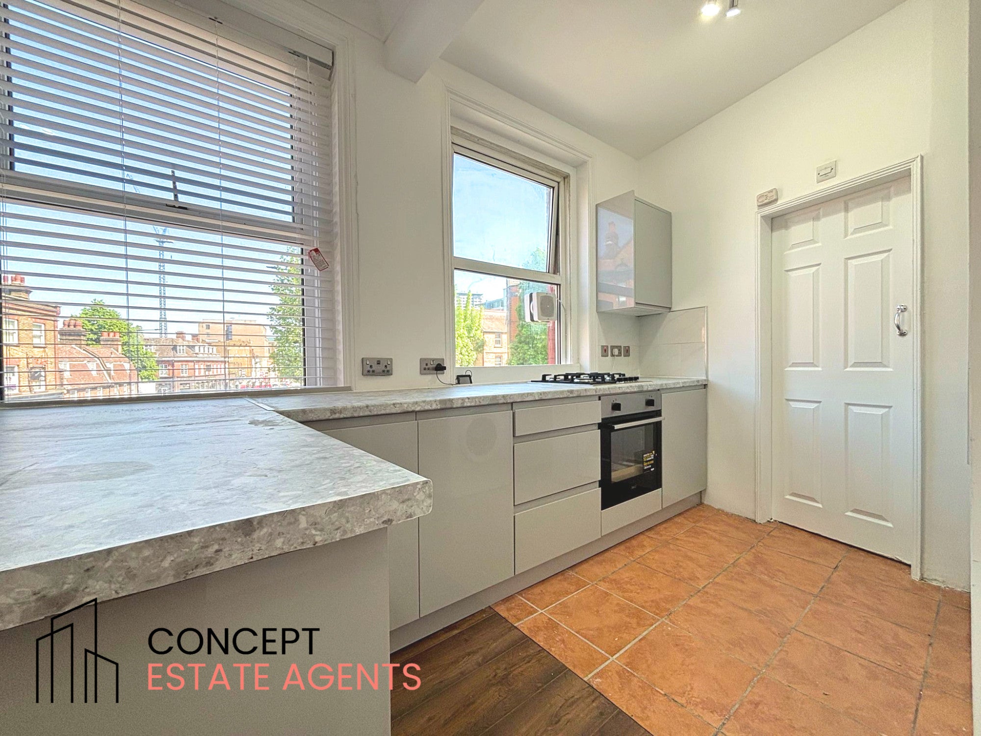 Flat West Hill in Greater London