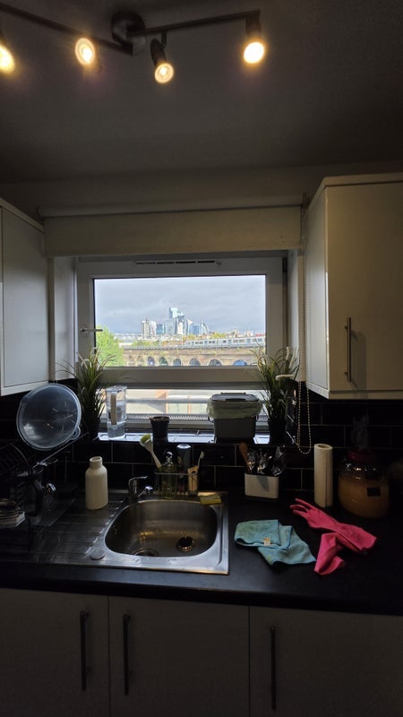 Room Stanworth Street in Greater London