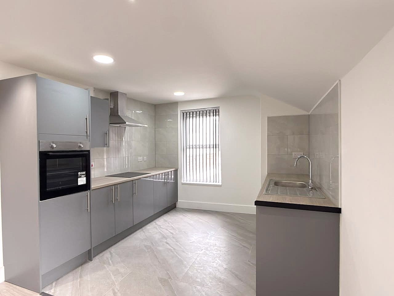 Flat Stockland Street in Cardiff