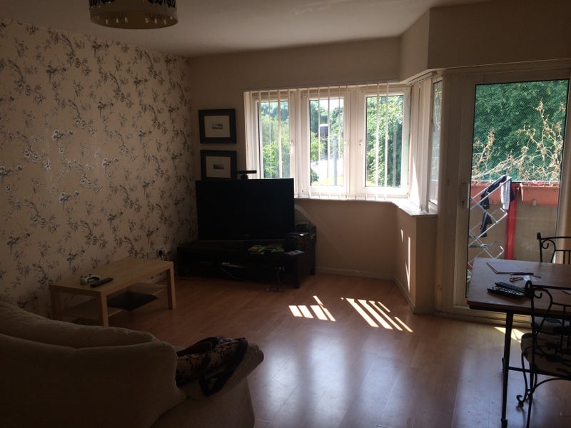 Room Lockton Close in Manchester
