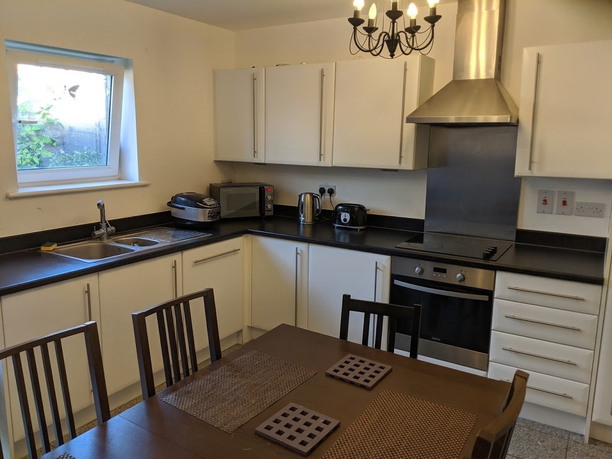 Room Fellowship Close in Greater London