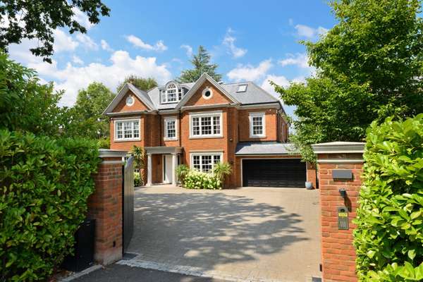 House Birds Hill Rise in Elmbridge