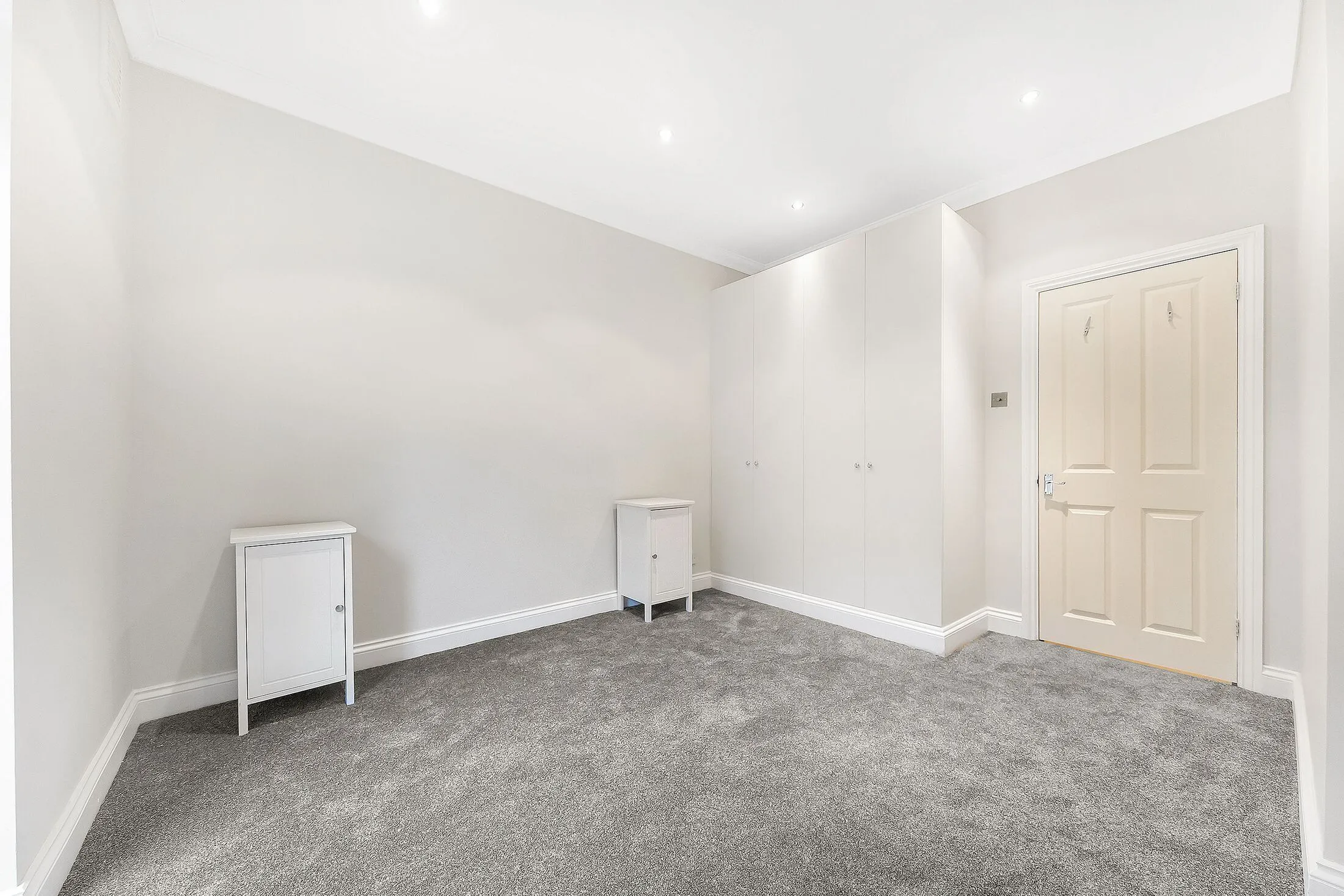 Flat Vera Road in Greater London