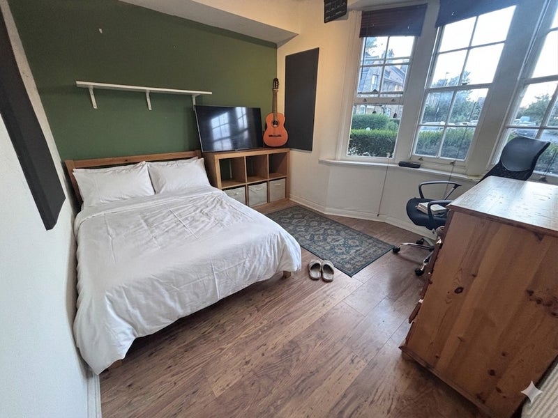 Room Bennington Road in Greater London