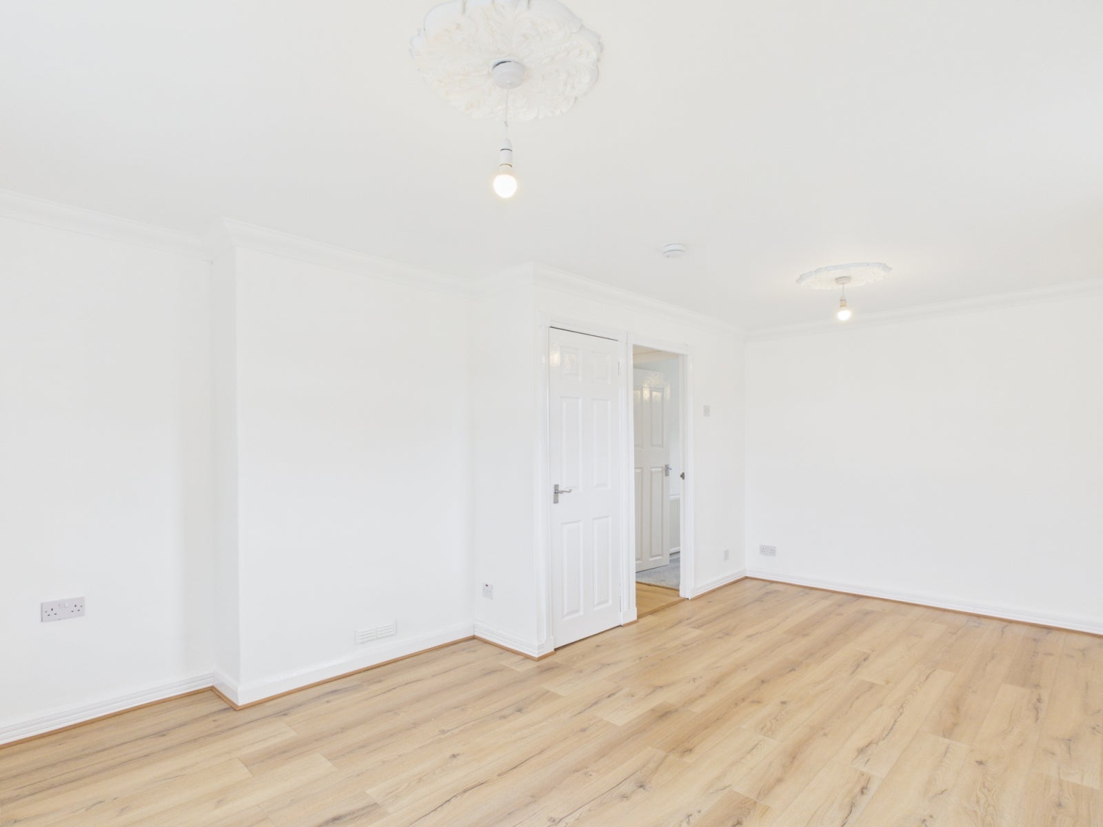Flat Gryffe Crescent in Elderslie