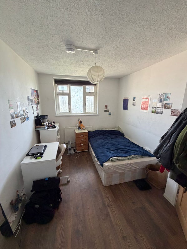 Room Old Ford Road in Greater London
