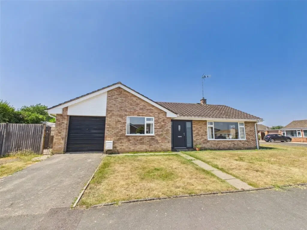 House Chacewater Crescent in Worcester